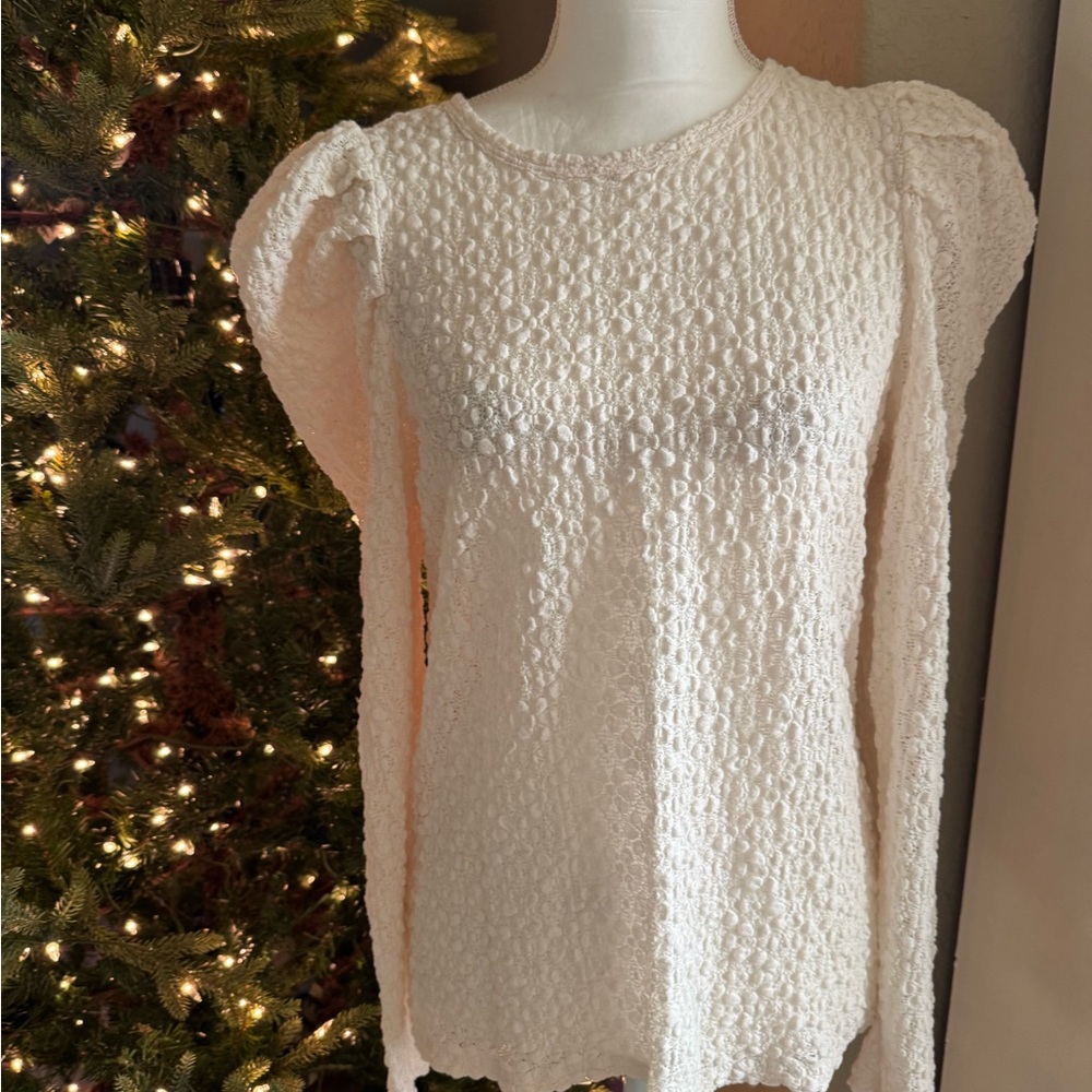 Elegant Gap New missing tags sz LG Cream Lace Textured Women's Top